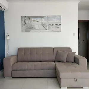 https://luxury-sea-view-penthouse-with-large-terrace-irom1-1.qawrahotelsmalta.org