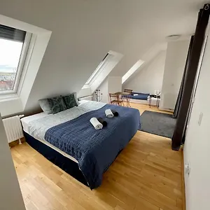 https://rooftop-live.vienna-besthotels.com