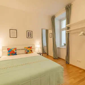https://sleeping-giant.vienna-besthotels.com