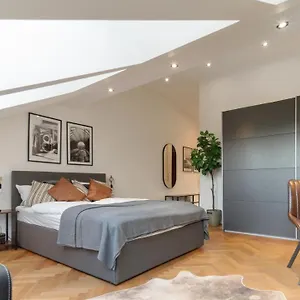 https://king-bed-apartmentnetflixcentral-and-near-metro.vienna-besthotels.com