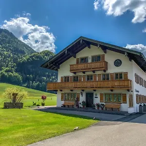 https://ferienwohnungen-gastager-hof.com-bavaria.com