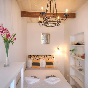 https://charming-house-in-the-heart-of-valletta-cpac1-3.qawrahotelsmalta.org